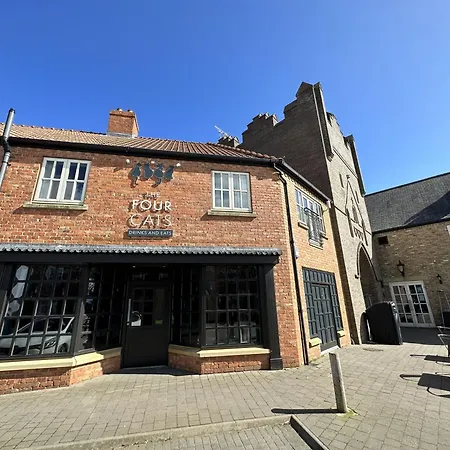 Casa vacanze Half The World Away - Part Of The The Bay Village With Pool, Gym And Direct Access, Pub, Restaurant, Tennis And Meadows Walks Filey